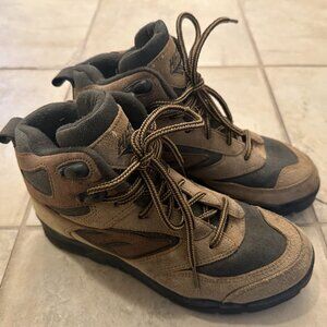 Hi-Tec Sundance Womens 7 Brown Suede Lace Up Hiking Boots